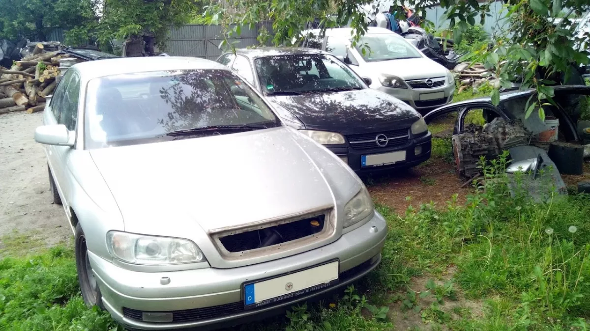 Запчасти разборка Opel Omega b фото 1