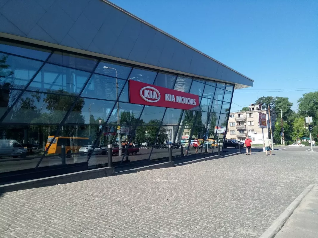 Автосалон Kia/Сhery/Jeep фото 1